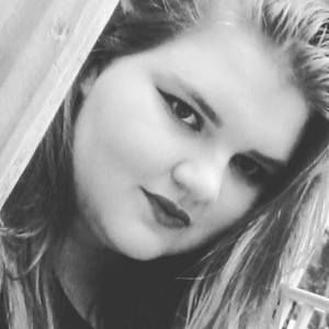 Meet your Posher, Becca